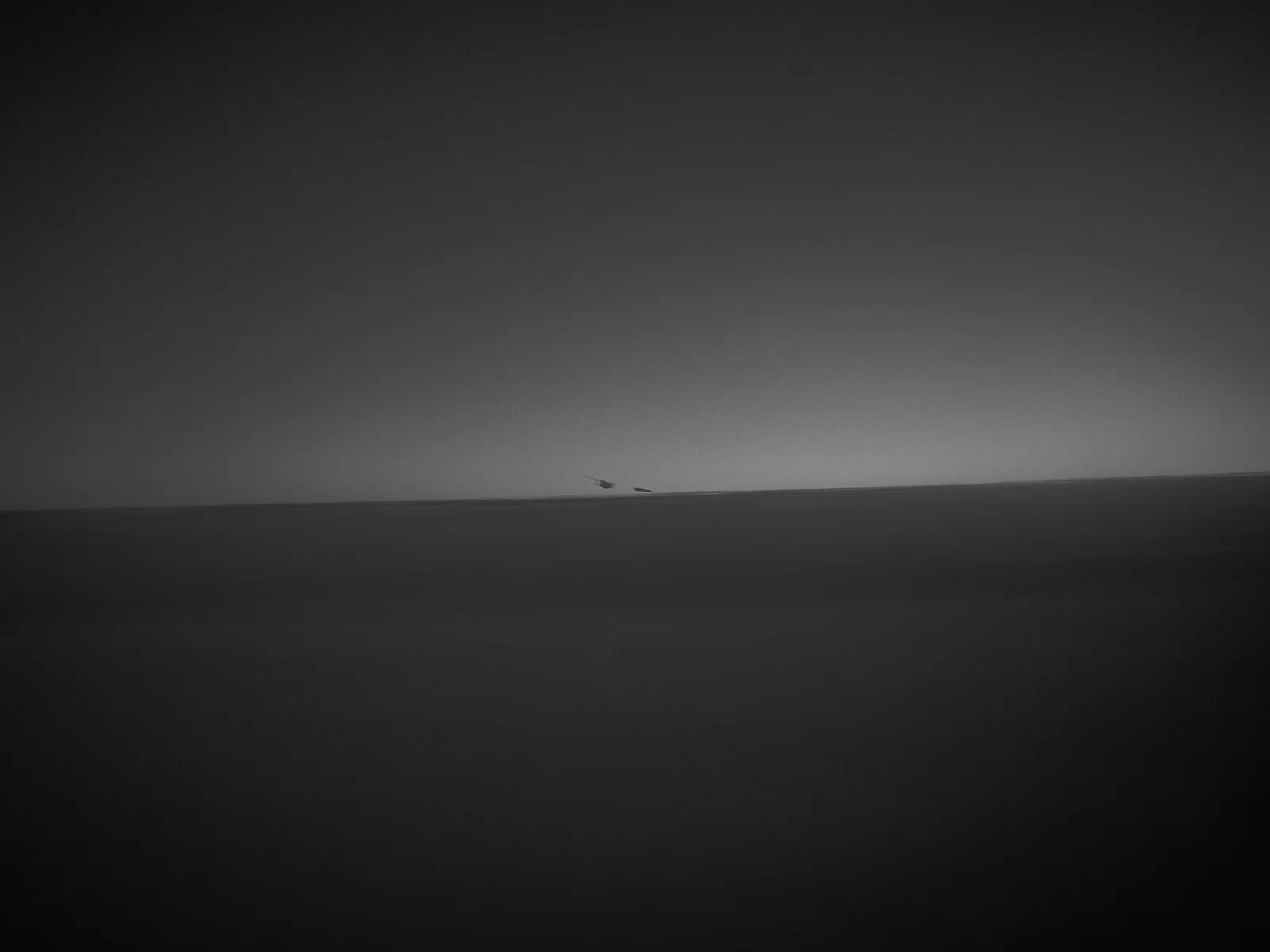 An almost empty sea and its horizon